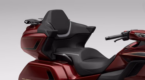Honda GoldWing 50 Anos - Diferencial - Assentos revestidos de camurça ecológicas